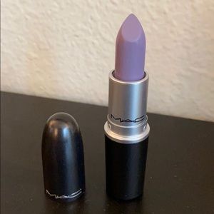 MAC Lipstick : Evening Buzz (Limited Edition)